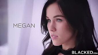 Megan Rain Dobi Svojo Tesno Ritko Pofukano Od Mandinga V Tem Vročem Medrasnem Videu