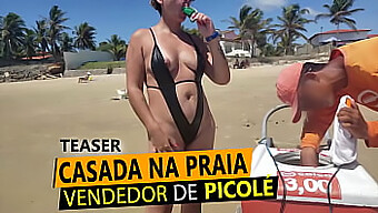 Naga Blond Żona Cieszy Się Seksem Na Plaży Z Sprzedawcą Popsicle