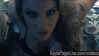 La Sesión En Solitario De Kayla Paige Con Un Juguete Sexual Termina En Un Orgasmo Intenso